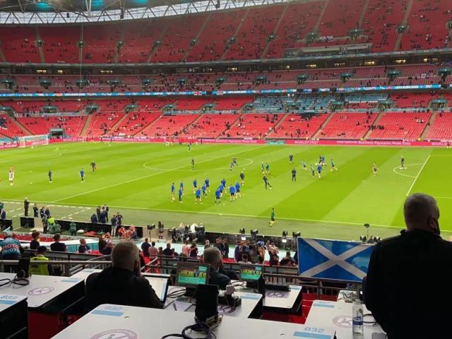 芒果体育直播电脑版-【现场】苏格兰震惊温布利 英格兰球队和球迷皆败！